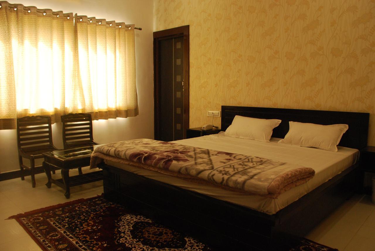 Royal Rawat Palace Пушкар Екстериор снимка